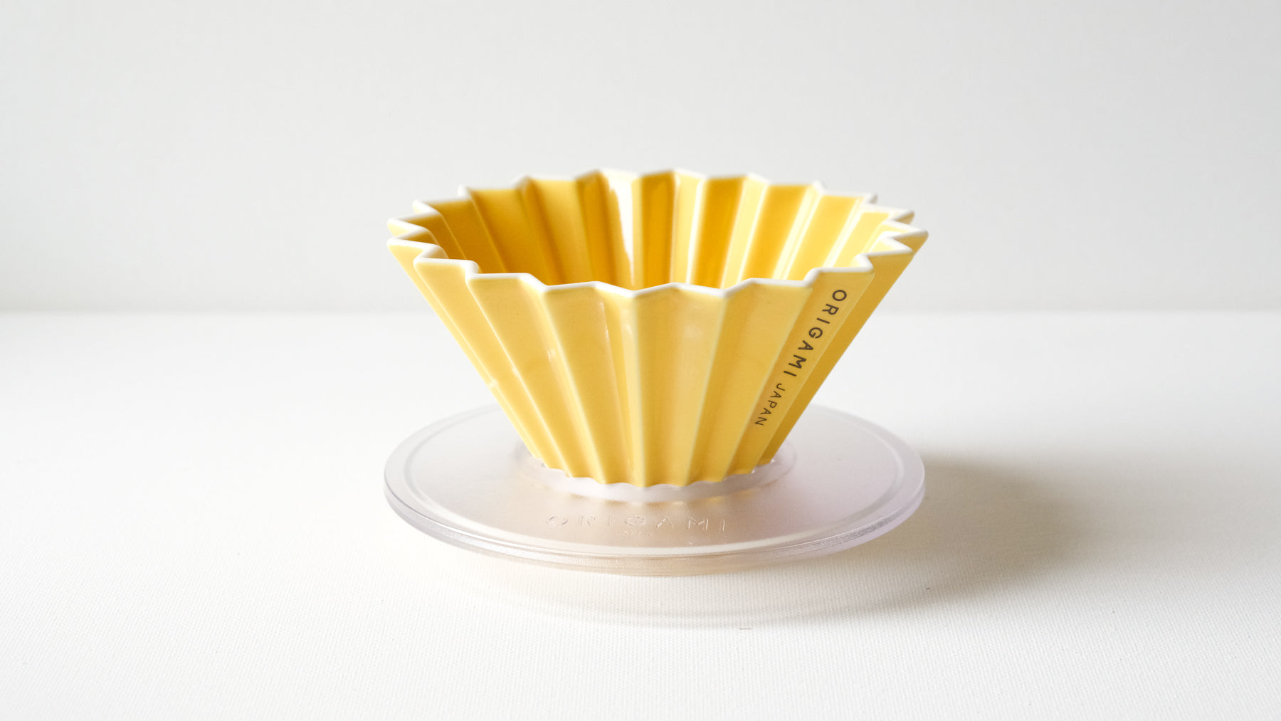 ORIGAMI Brewing Bundle - Small Dripper + Filters + AS Resin Holder