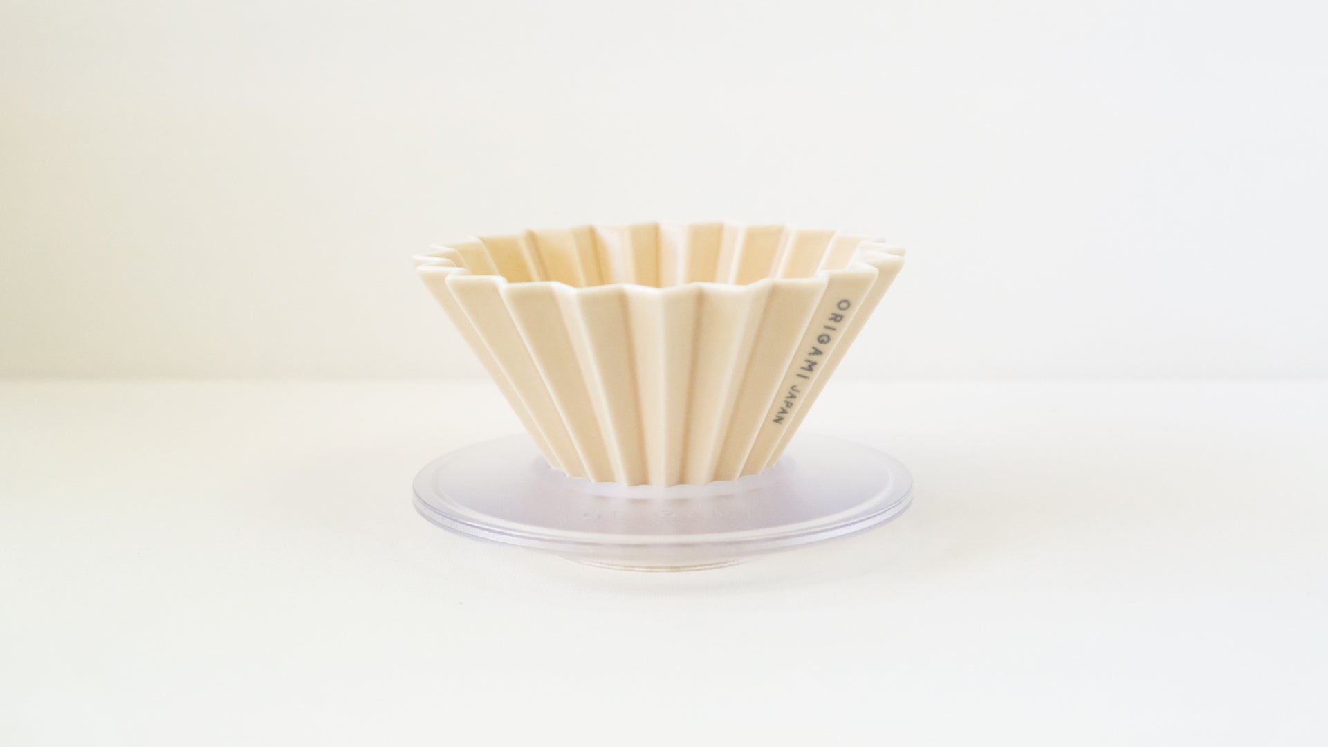 ORIGAMI Brewing Bundle - Small Dripper + Filters + AS Resin Holder